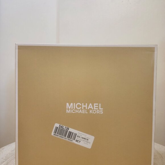 Michael Kors Kinlee Pointed-Toe Pull-On Boo Light Cream 10M - B006 - Picture 11 of 11